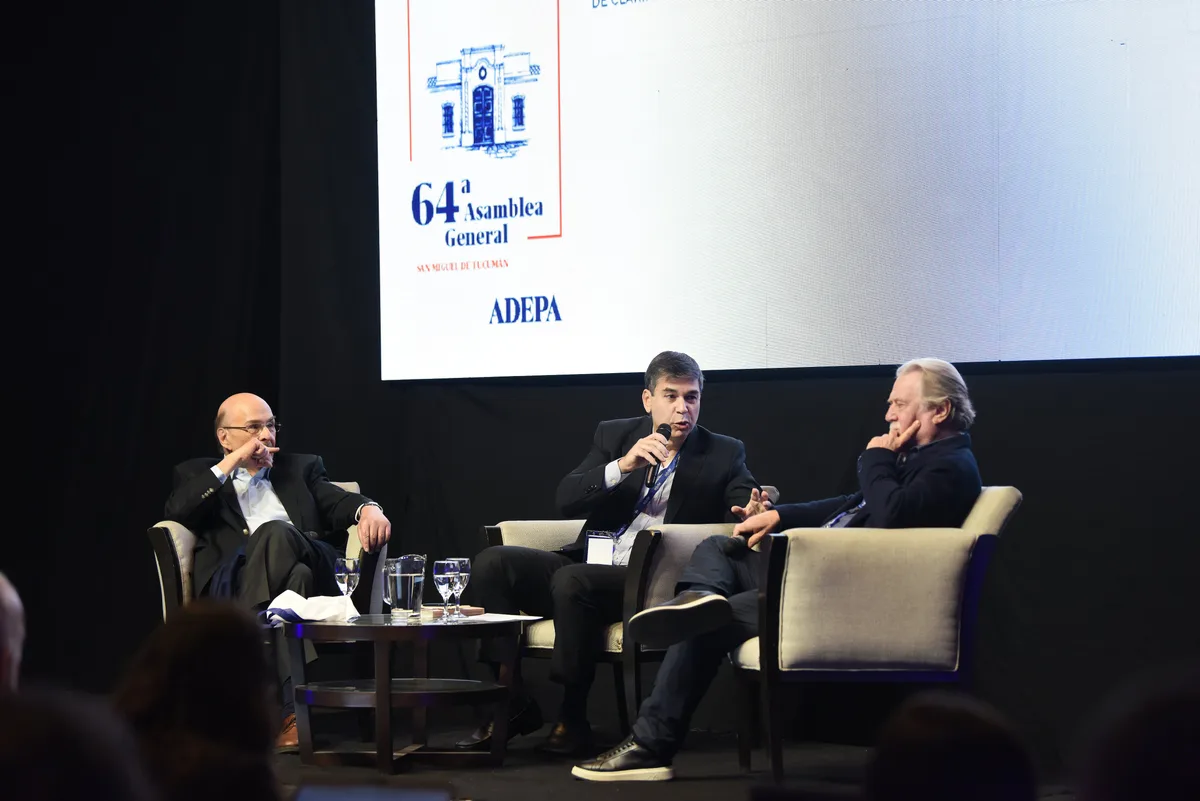 Morales Solá y Kirschbaum cuestionaron a Milei por los insultos al periodismo en la asamblea de ADEPA en Tucumán