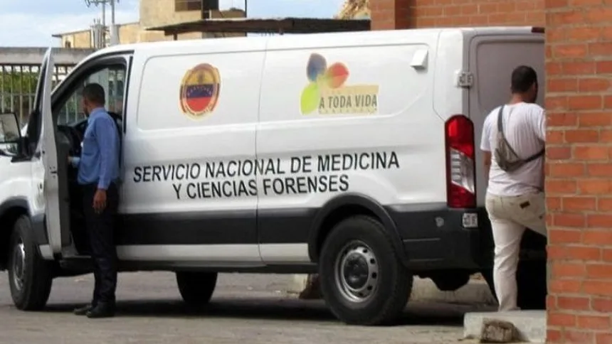 CARACAS: Contactaron a un hombre bajo engaño para «alquilarle» un apartamento y terminaron golpeándolo hasta la muerte para robarlo