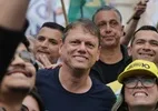 Flávio vai ser maior do que o pai, diz Tarcísio a empresários