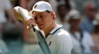 Líder mundial de ténis Jannik Sinner falha Open dos Estados Unidos por lesão