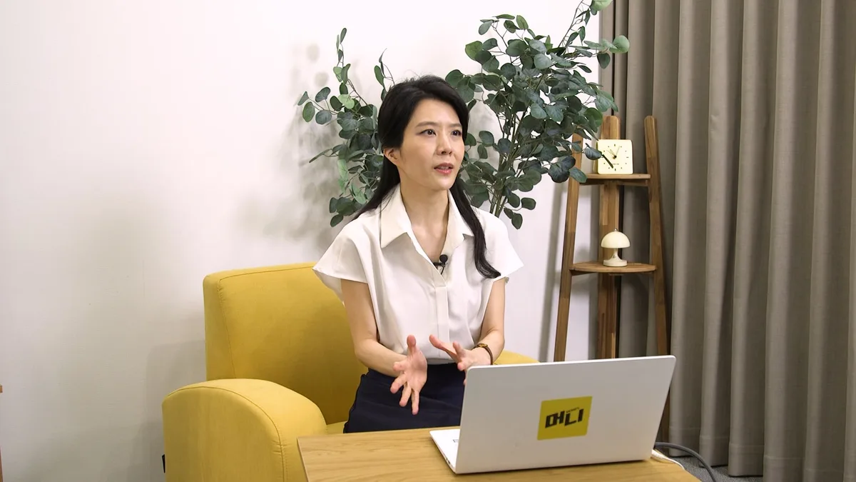 환율 1300원대 진입, 부자들은 지금 이 자산을 모으고