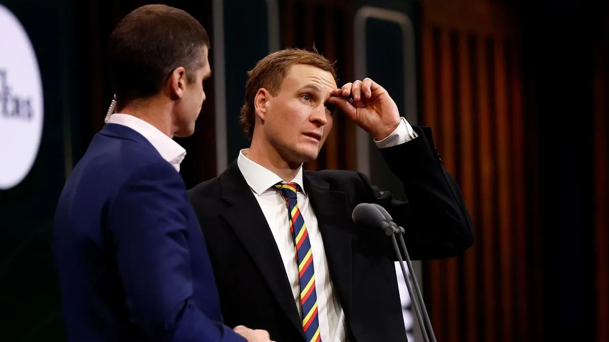 Adelaide Crows skipper Jordan Dawson lauded for season after family tragedy