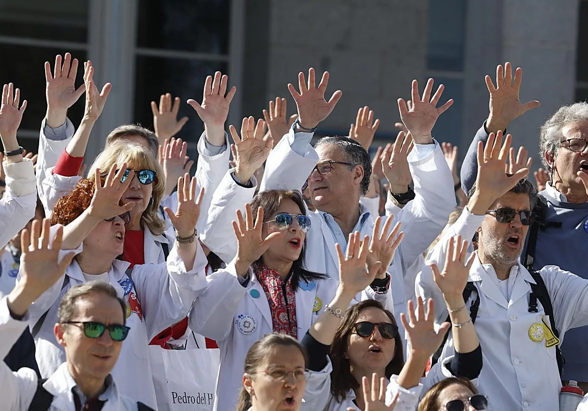 Los médicos iniciarán una huelga indefinida en todo el país el 28 de octubre
