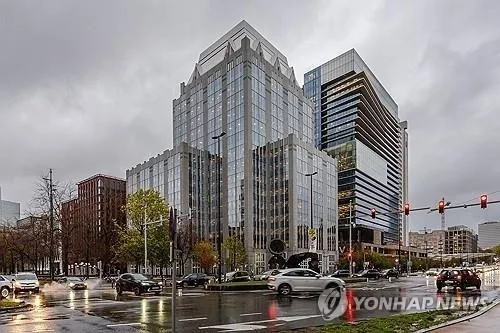"방공망 절실한 우크라, 러 동결자산으로 돕자"…EU 일각서 재거론