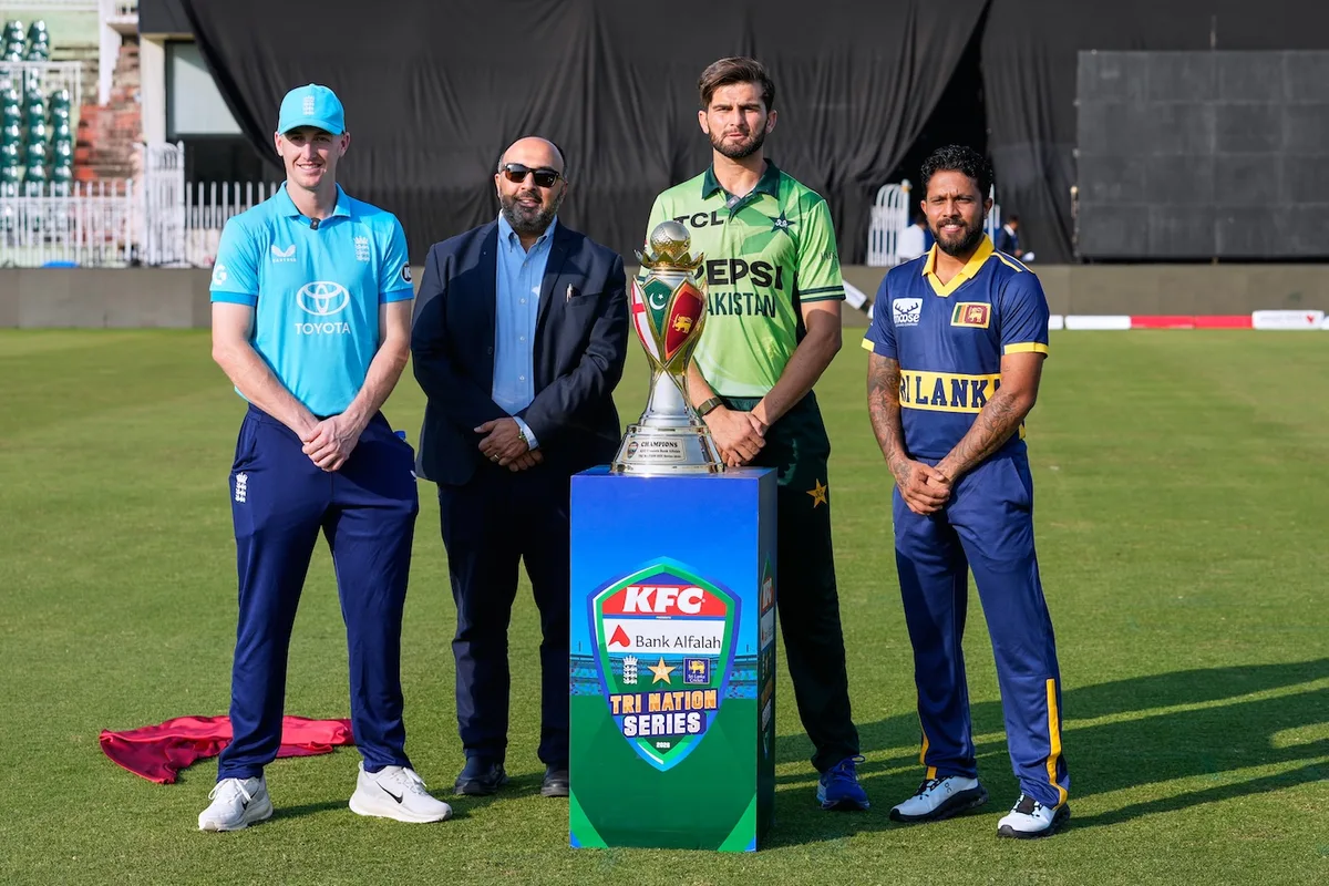 Sri Lanka bowl, Pakistan hand debut to Baig