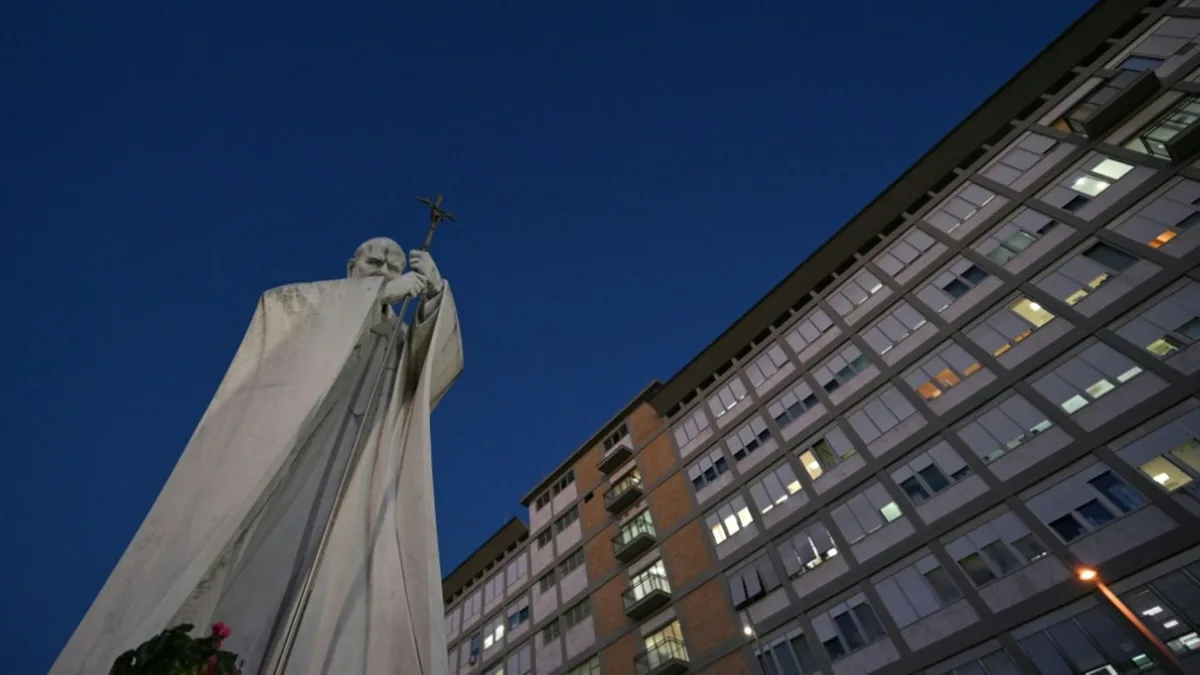 Vatikan: Papst an Lungenkrebs erkrankt - Unterlappen von Lungenflügel entfernt