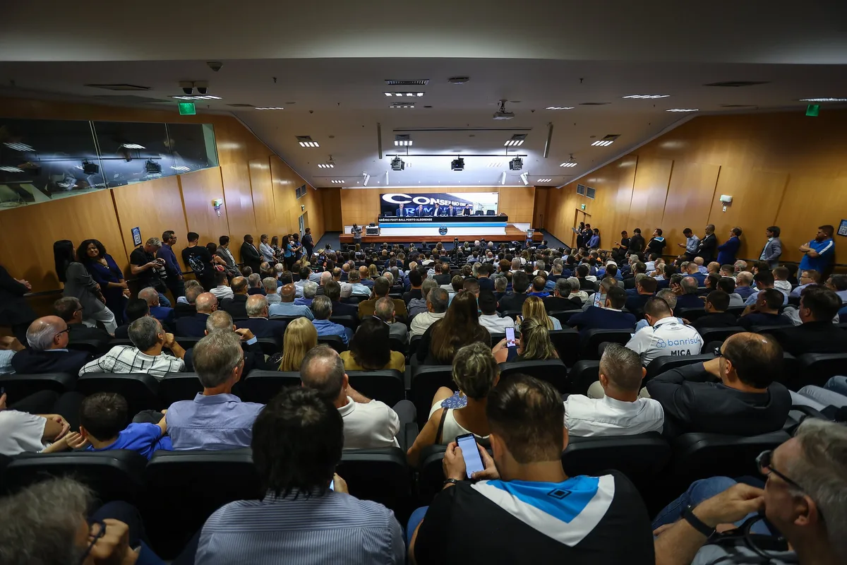 Grêmio reduz déficit financeiro em 73% no segundo trimestre do ano; veja os números
