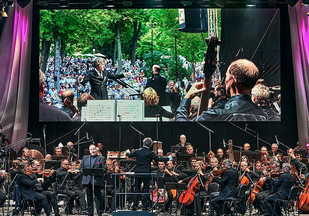 El Maestranza inaugura su temporada con un hito musical en Sevilla, el concierto de la Orquesta del Festival de Bayreuth