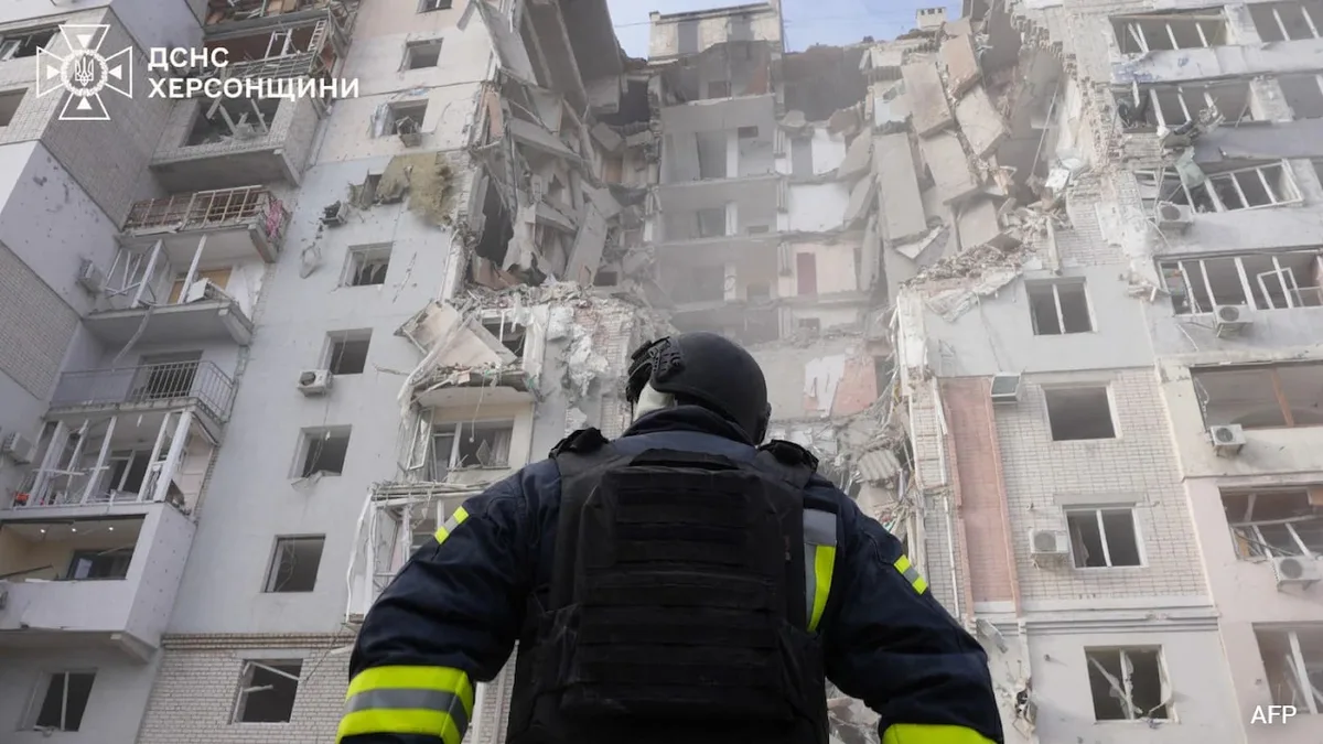 Ukraine Tells Kherson Residents To Leave As Russia Intensifies Attacks