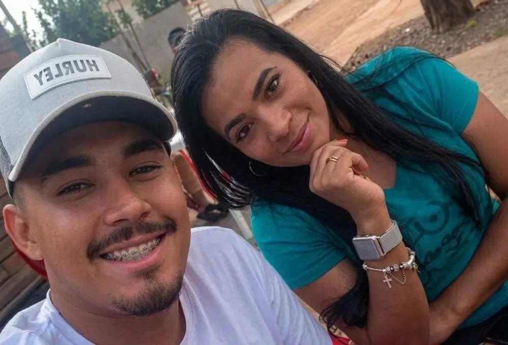 Mãe e filho são executados a tiros em estrada rural na fronteira