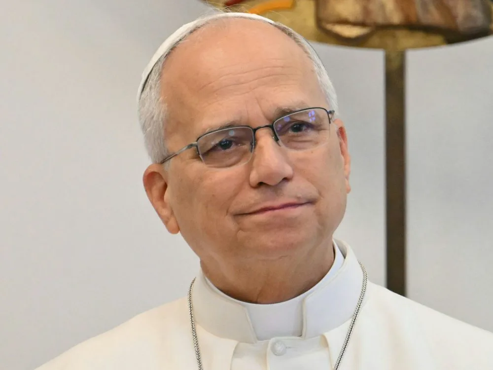 Leo XIV.: Vatikan: Papst kann Krankenhaus verlassen
