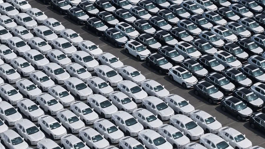 Chinesische Autoindustrie: Faire Preise und lokale Jobs sollen Chinas Autobauer bremsen