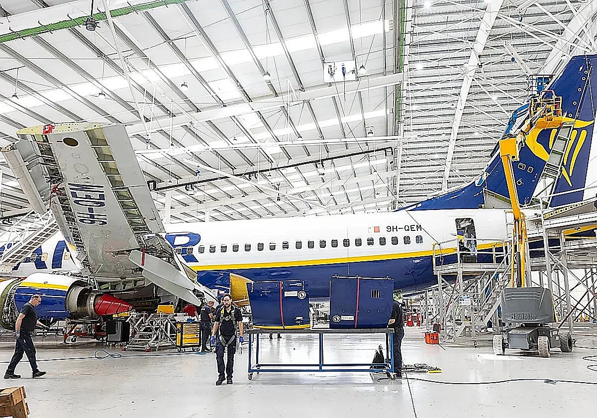 Ryanair logra la autorización ambiental para instalar su centro de motores en Sevilla