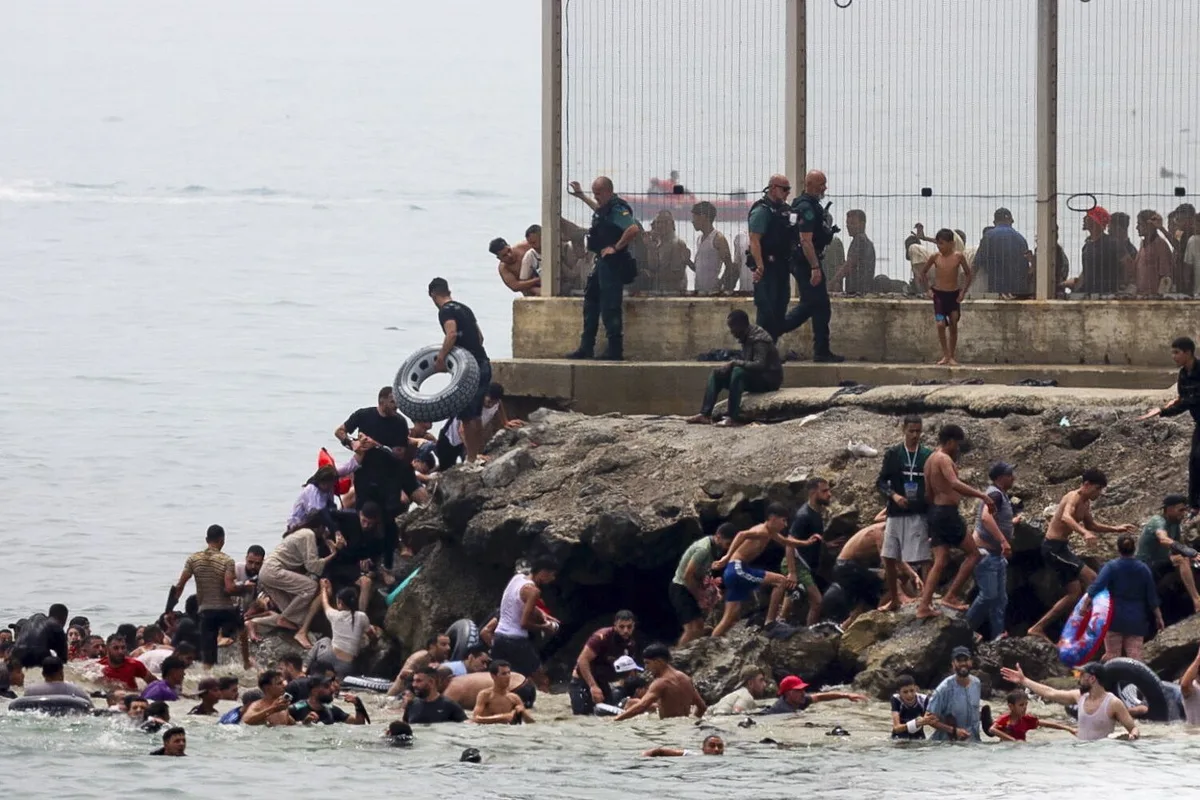 Espanha culpa Israel e Rússia e iliba Marrocos de “ataque híbrido” a Ceuta