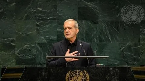 El presidente de Irán defiende que no iniciaron la guerra y acusa a Israel de tener armas nucleares: "¿Son ellos los protectores de la paz?"