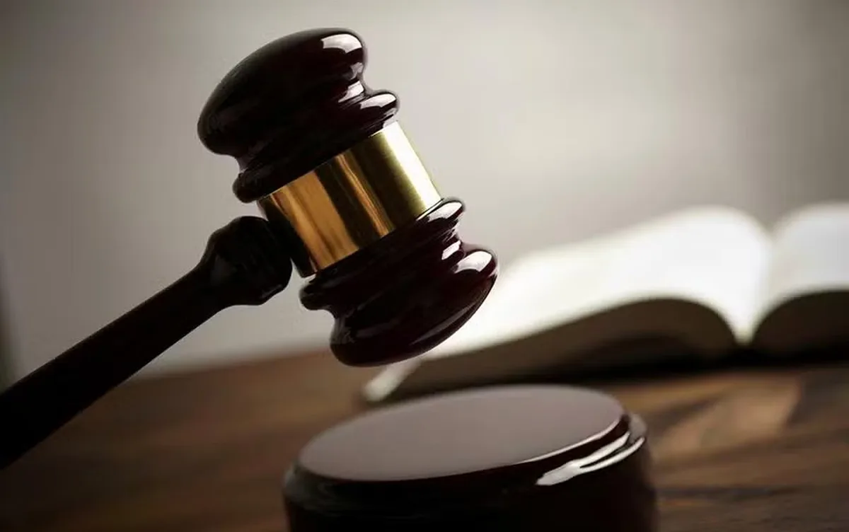 Justiça proíbe mãe de se aproximar da filha de 12 anos após ameaças e agressão no RN