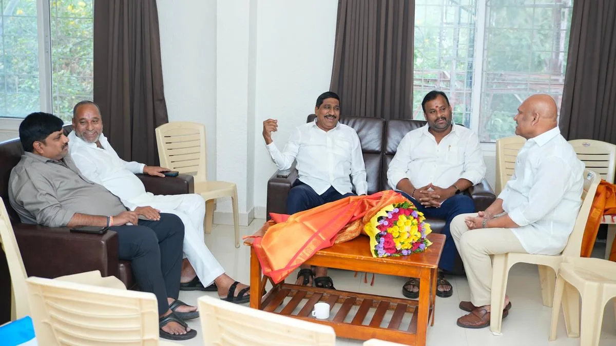 Work together to win local body polls, Janardhan Reddy tells alliance leaders in Annamayya