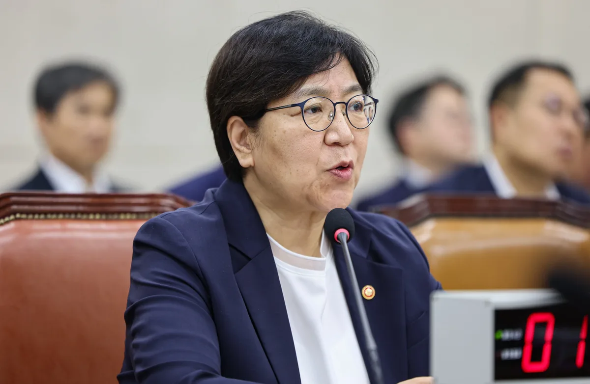 정은경 “국민연금 리밸런싱 6개월 유예, 수익성·안정성 고려한 조치"