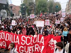 Schüler-Demonstrationen in Turin: Italiener besetzen Schulen in Protest gegen Meloni-Regierung