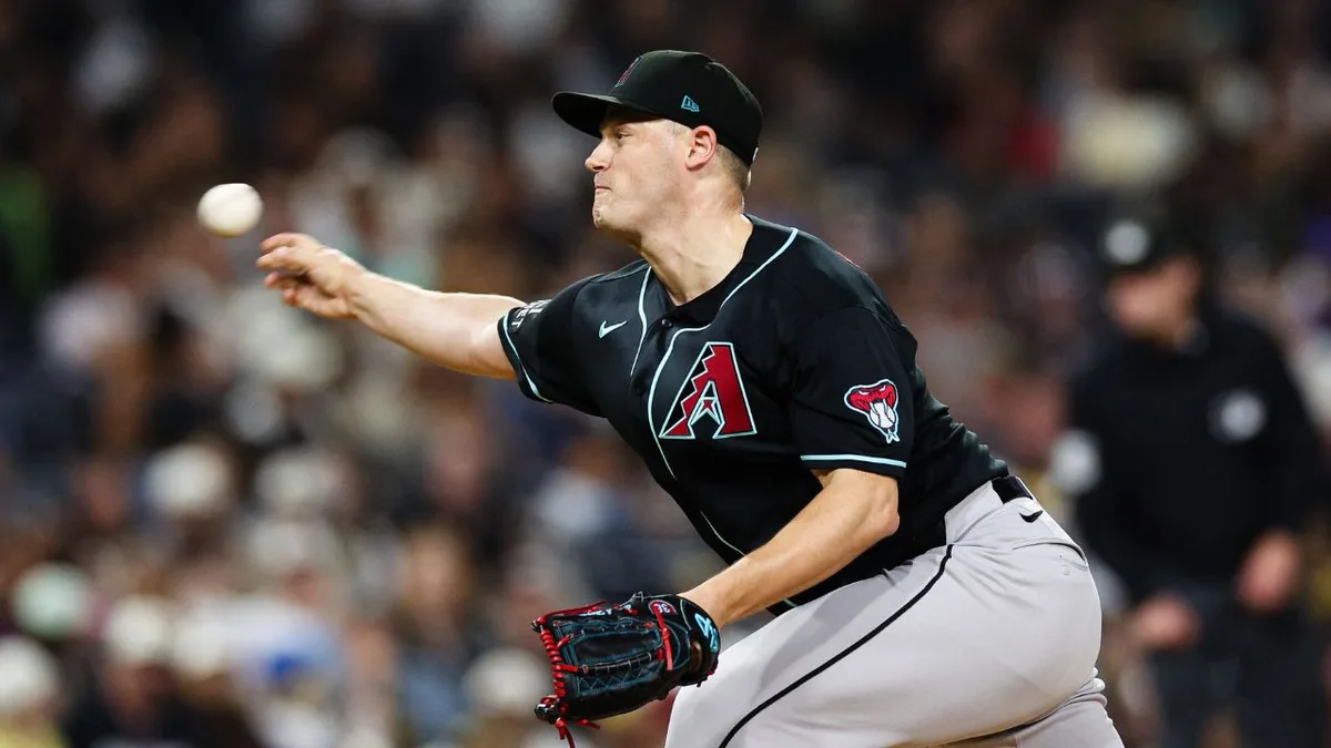 Blue Jays activate reliever Paul Sewald, option Lazaro Estrada to triple-A
