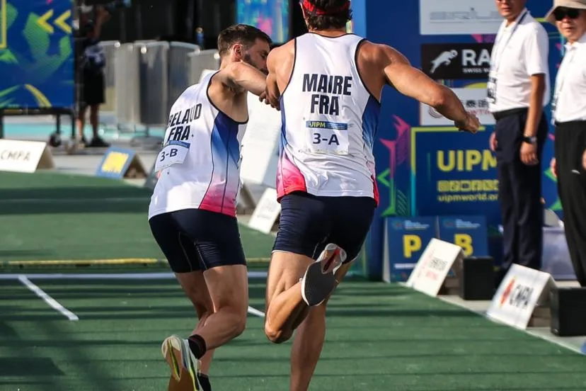 Valentin Belaud et Émilien Maire échouent au pied du podium mondial en relais : « Elle fait vraiment mal, celle-là »