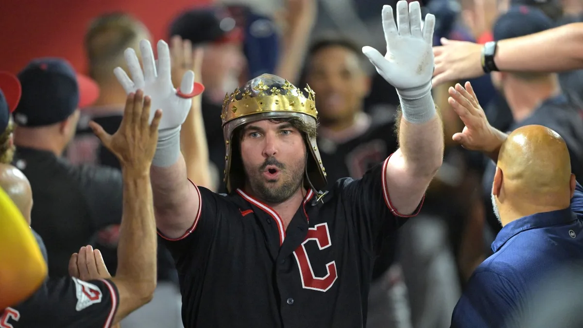 American League wild-card roundup: Rangers, Guardians overtake Astros