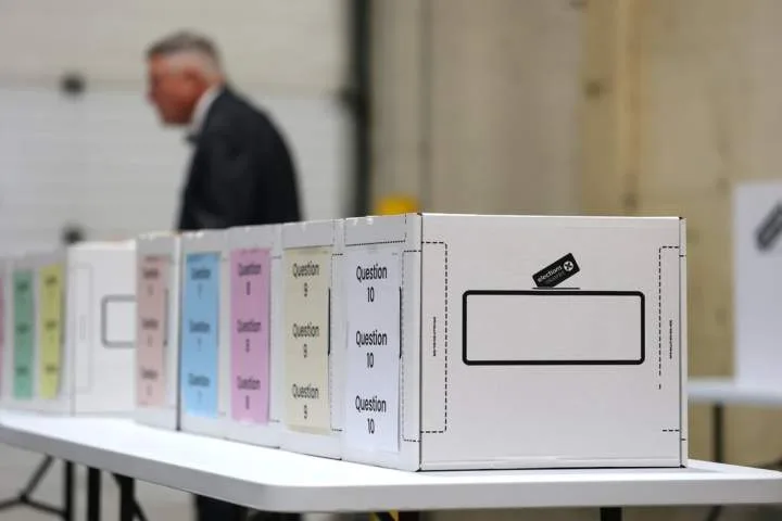 Fact Check: Elections Alberta restricts referendum scrutineers due to limited space