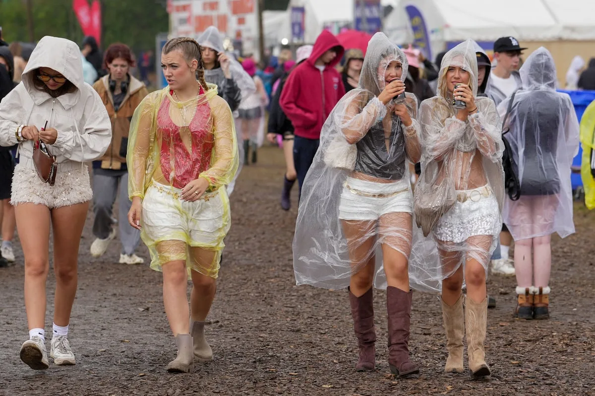 Lightning and hail possible as new thunderstorm warnings issued