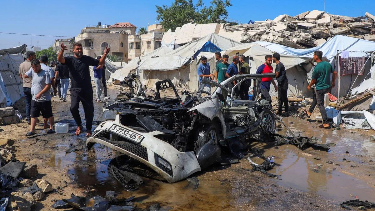 Israeli strikes in Gaza kill three in operation to seize Hamas figure: officials