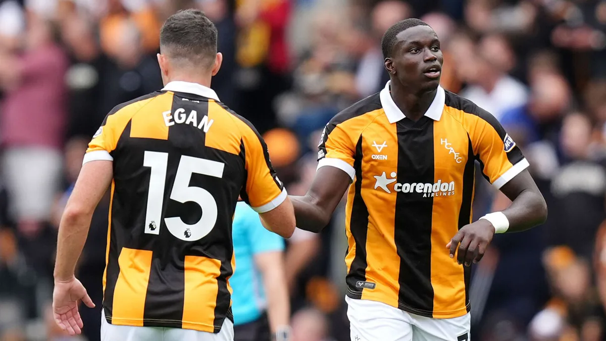 Awoniyi denied home debut Coventry goal vs Hull LIVE!