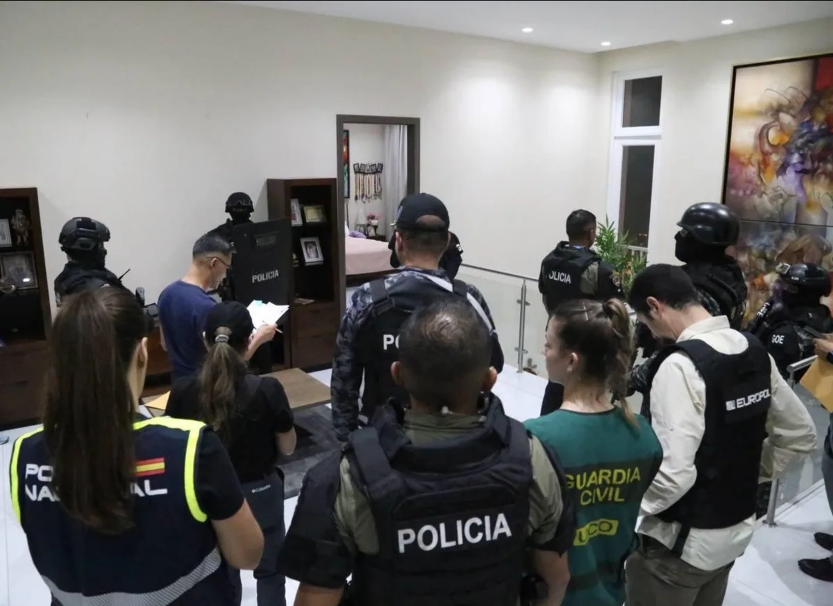 Detenidos en Ecuador los traficantes del gran alijo de cocaína que precipitó el caso del narcopolicía con millones de euros emparedados