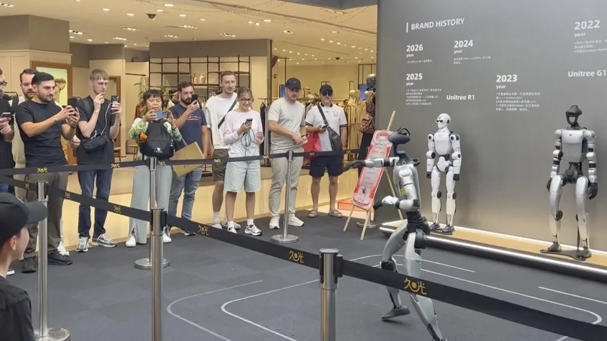 Tech tours emerge as new magnet for global visitors in Shanghai