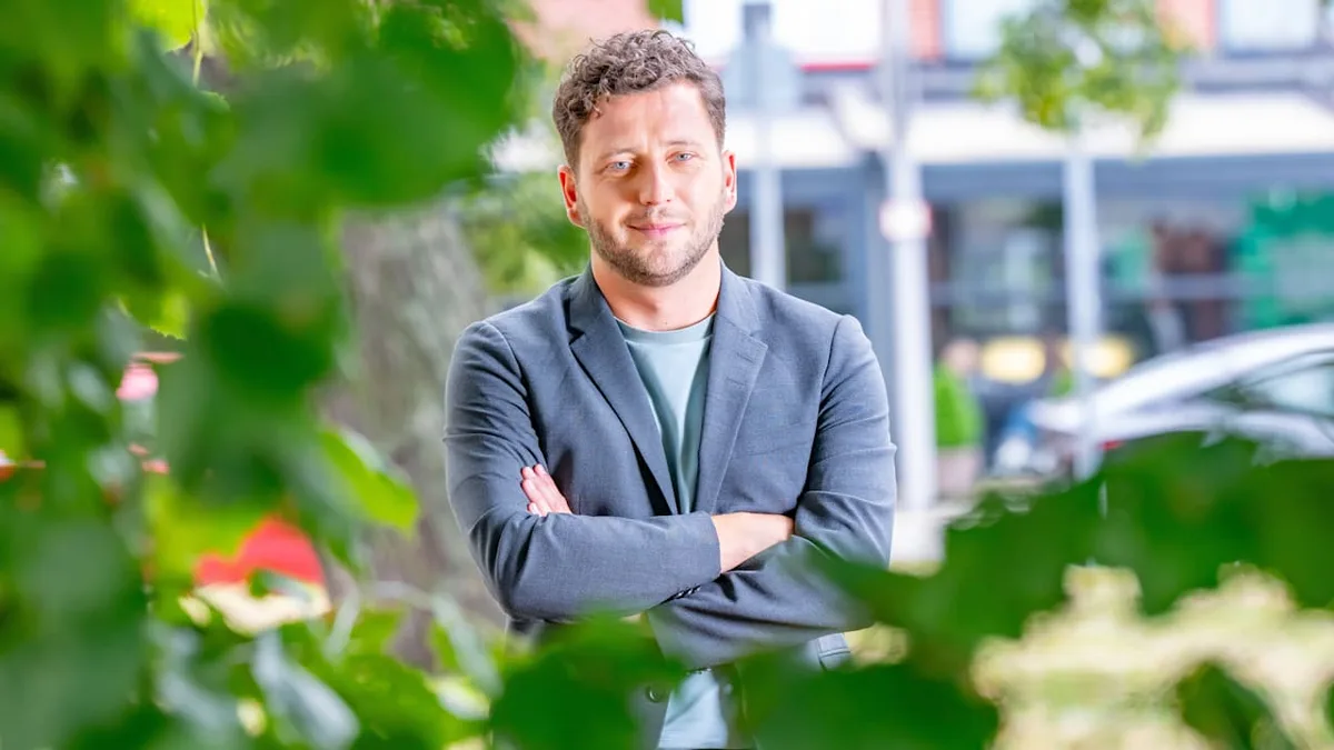 Felix Banaszak - Grünen-Chef räumt Mitschuld am AfD-Aufstieg ein