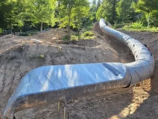 Rentrer de l’école en glissant le long d’un toboggan géant : dans cette ville, ce rêve d’enfant sera bientôt possible