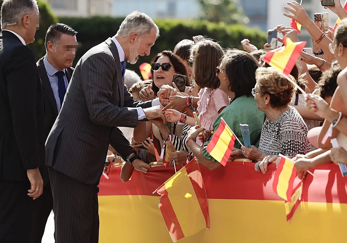 El Rey, en su despedida de Melilla: «Estamos preparados para defender nuestros valores y nuestras libertades»