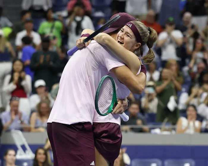 Muchová and Menšík win $1m US Open mixed doubles title in late-night thriller