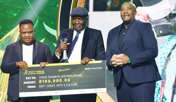 SOWETAN | Kudos to our living legend Veli Nhlapo