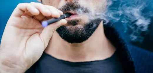 E-Zigaretten: Studie sieht Potenzial für Rauchentwöhnung durch Vapes