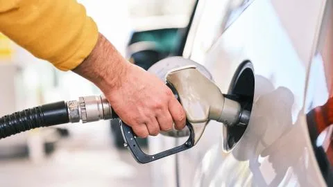 Qué pasará con el precio de la gasolina y el diésel hasta final de año y cómo afectará a los conductores