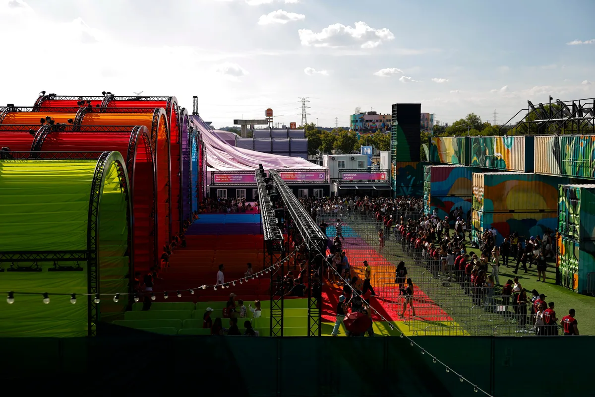 “Este Shakiralandia es estupendo”: Macondo Park abre ante el entusiasmo de miles de personas