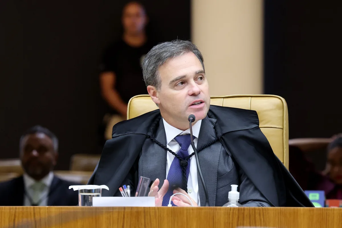André Mendonça anuncia saída de sociedade do Instituto Iter