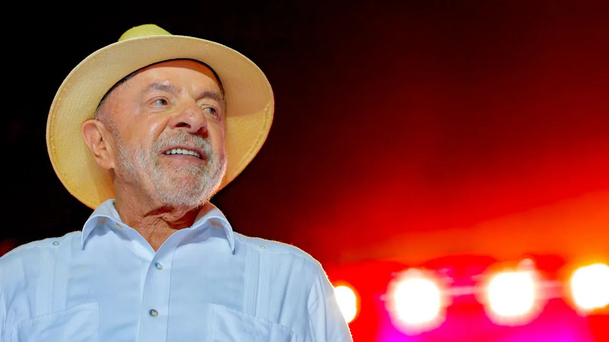 Lula volta a defender fim da escala 6x1: "Jogam contra trabalhadores"