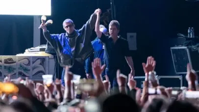 Noel Gallagher dá a entender que Oasis fará turnê em 2027