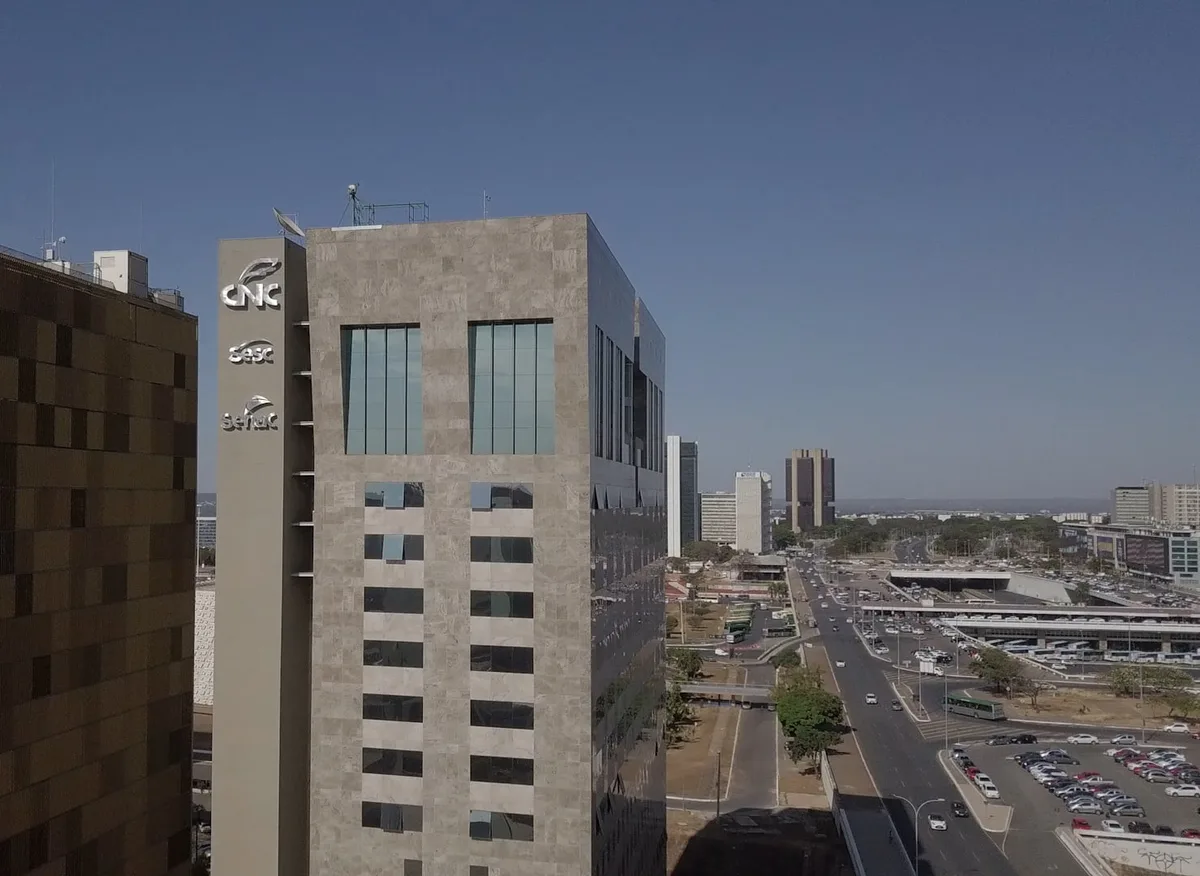 Fecomércio-RR pede que votação da PEC que acaba com escala 6×1 fique para depois das eleições