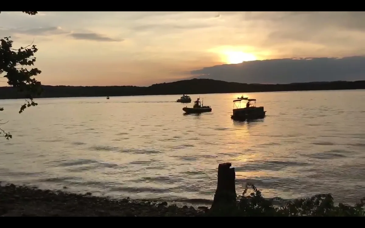 Criança de oito anos morre após nadar em lago e contrair infeção rara