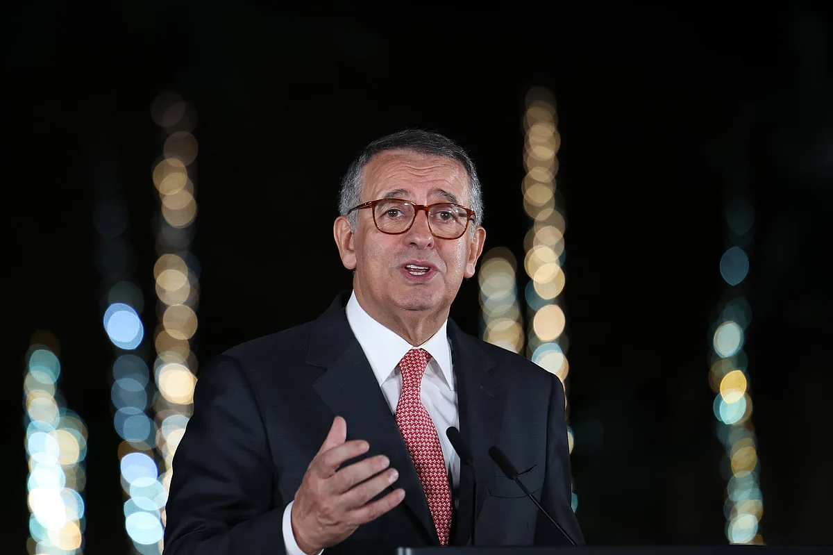 Seguro promulga Lei de Estrangeiros, após luz verde do Tribunal Constitucional