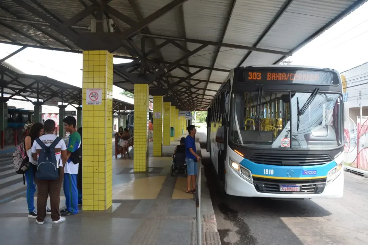 Nova empresa de transporte coletivo abre vagas em Rio Branco