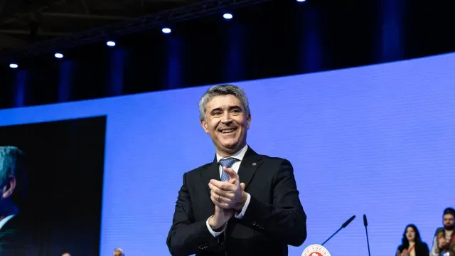 Montenegro fez "discurso de auto-justificação e de censura"