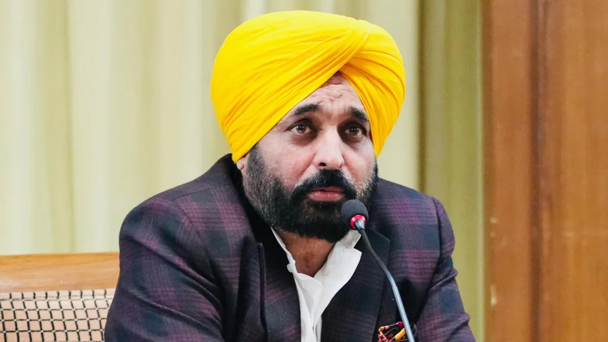 'An evening in Paris': Opposition questions 'nature' of Punjab CM Mann's France visit