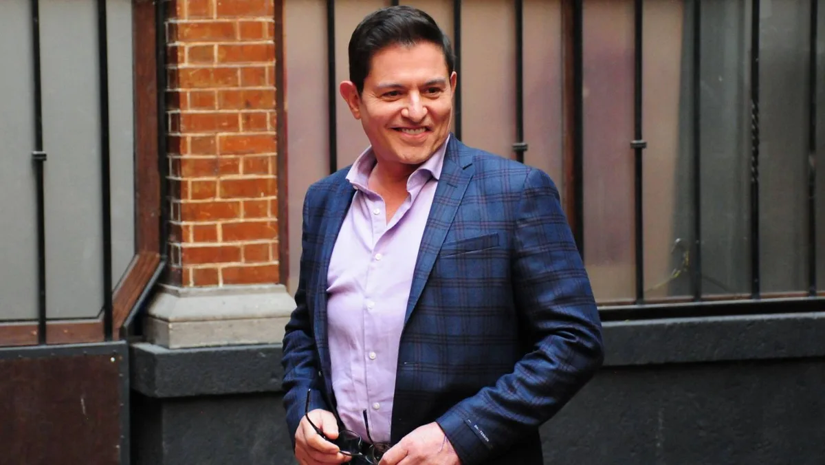 Ernesto Laguardia recuerda cuando encontró muerto a su papá: ‘Lo cambié. Quería que lo vieran muy elegante’